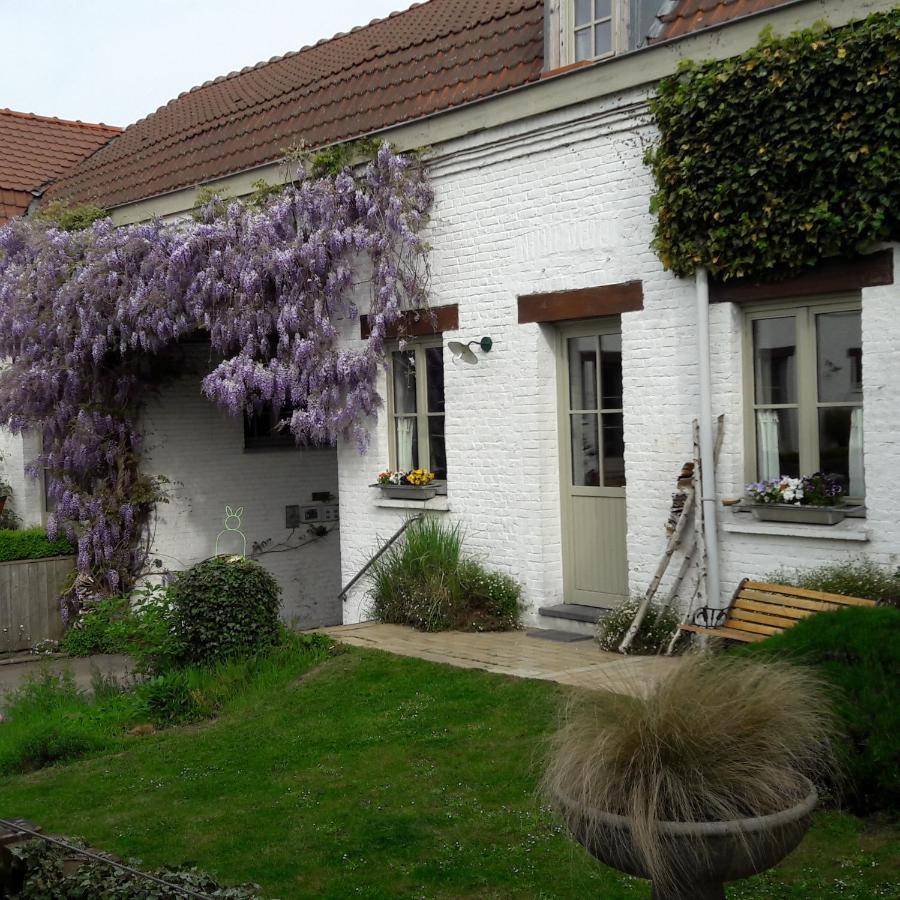 Bed and Breakfast L'Atterrissage à Santes Extérieur photo